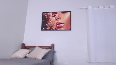 coconutt_oil online show from March 4, 11:49 am