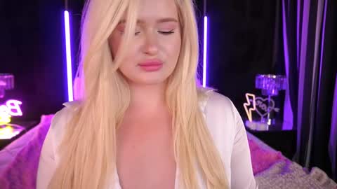 Snapshot of cocosecretss chatting on March 10, 10:26 am onlyfans amyleyy online show from March 10, 10:26 am