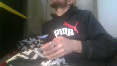 Snapshot of codmaster69 chatting on December 15, 6:17 am lickerpro69 online show from December 15, 6:17 am