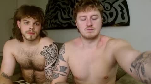 Snapshot of codygunzxxx2 chatting on December 16, 2:25 am Cody and Emeraldboy online show from December 16, 2:25 am