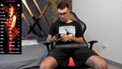 Snapshot of codyywalker chatting on January 16, 5:12 pm Cody Walker online show from January 16, 5:12 pm