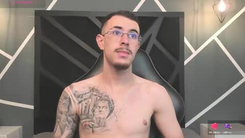 Snapshot of codyywalker chatting on September 19, 5:24 pm Cody Walker online show from September 19, 5:24 pm