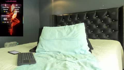 Snapshot of codyywalker chatting on October 21, 6:41 pm Cody Walker online show from October 21, 6:41 pm