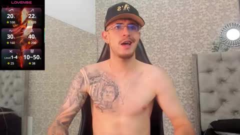 Snapshot of codyywalker chatting on November 7, 5:24 pm Cody Walker online show from November 7, 5:24 pm