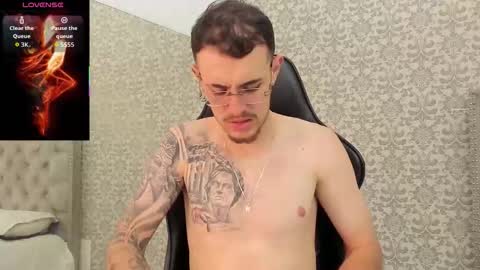 Snapshot of codyywalker chatting on November 12, 5:46 pm Cody Walker online show from November 12, 5:46 pm