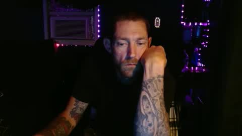 Snapshot of colevan2390 chatting on February 6, 5:56 am colevan2390 online show from February 6, 5:56 am