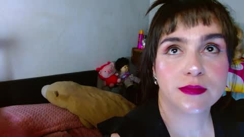 Snapshot of collette_beaufoy chatting on May 4, 5:25 am Collette online show from May 4, 5:25 am