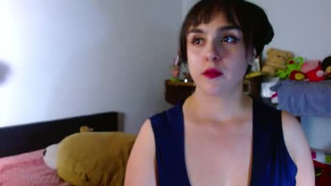 Snapshot of collette_beaufoy chatting on June 12, 7:07 am Collette online show from June 12, 7:07 am