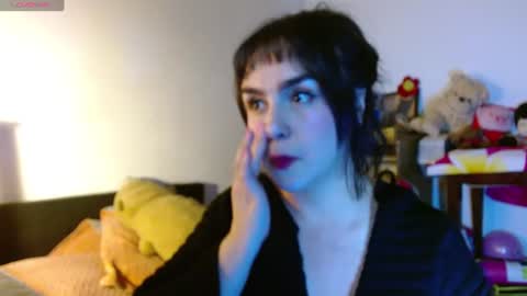 Collette online show from July 27, 6:42 am