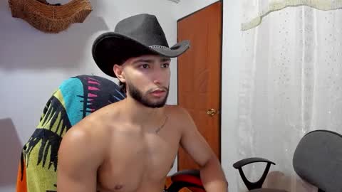 EMMETT COLLINS online show from February 17, 7:20 pm