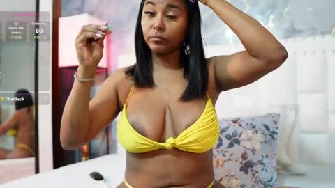 Snapshot of colombia_mommy_ chatting on May 14, 12:23 pm GRETCHEN online show from May 14, 12:23 pm