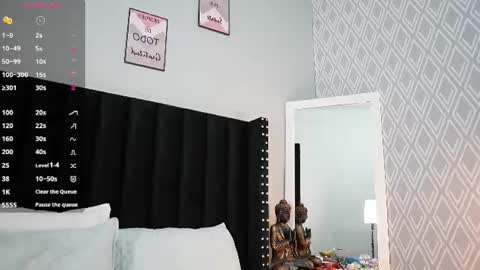 Snapshot of colombia_mommy_ chatting on June 19, 12:20 pm GRETCHEN online show from June 19, 12:20 pm