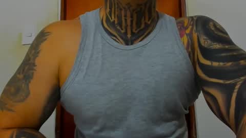 Snapshot of colombian_monster_cock chatting on October 8, 7:06 am camilo online show from October 8, 7:06 am