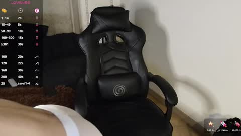 Snapshot of colombianmuscle8 chatting on February 21, 3:12 am colombianmuscle8 online show from February 21, 3:12 am