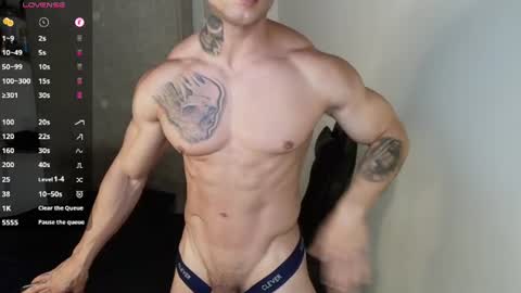 colombianmuscle8 online show from June 14, 2:24 am