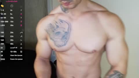 colombianmuscle8 online show from June 19, 1:21 am
