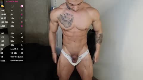 colombianmuscle8 online show from July 25, 1:47 am