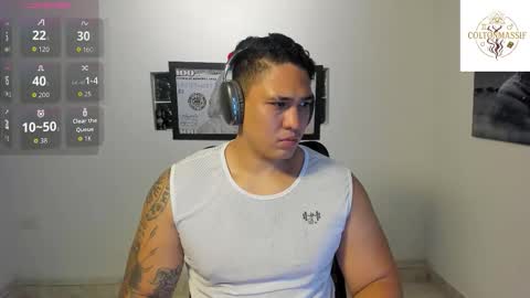 coltonmassif_ online show from November 27, 1:40 am