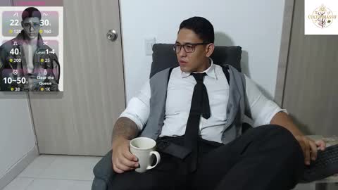 coltonmassif_ online show from February 26, 7:18 am