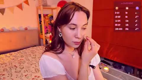 Snapshot of come_in_bed chatting on July 11, 3:26 pm Audrey online show from July 11, 3:26 pm
