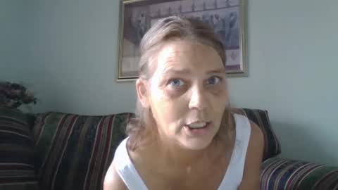 Snapshot of comebackpussy chatting on October 27, 6:12 pm comeback pussy online show from October 27, 6:12 pm