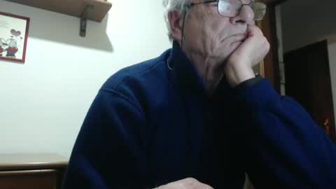 comemivuoi2 online show from February 8, 9:51 pm