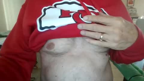 Snapshot of comeonmymouth chatting on January 16, 7:07 pm comeonmymouth online show from January 16, 7:07 pm