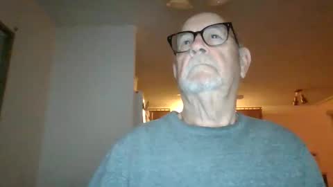 Snapshot of comeonmymouth chatting on March 8, 1:37 pm comeonmymouth online show from March 8, 1:37 pm