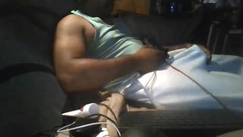 comesuckthisdick111 online show from June 26, 5:12 am