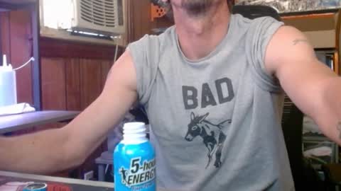 Nelson or ComicKing and sometime Peachy143 online show from January 8, 3:47 pm