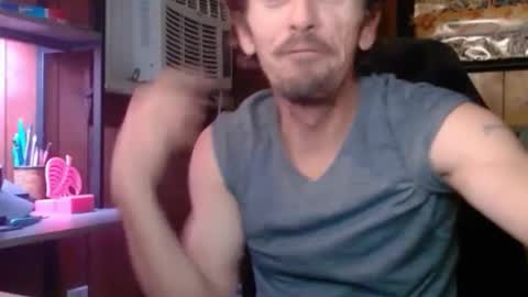 Nelson or ComicKing and sometime Peachy143 online show from February 11, 1:54 am