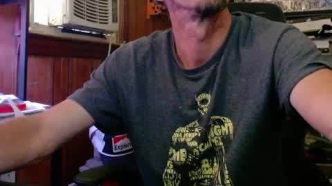 Snapshot of comic_king27 chatting on July 3, 6:14 pm Nelson or ComicKing and sometime Peachy143 online show from July 3, 6:14 pm