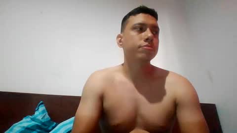 Snapshot of conde2710 chatting on February 24, 11:54 am ELCONDE online show from February 24, 11:54 am