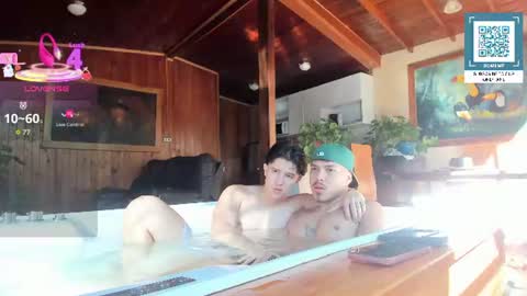 Damian and Daniel online show from July 28, 9:03 pm
