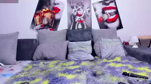 Snapshot of confidentmistress chatting on February 28, 11:34 pm GoddessA online show from February 28, 11:34 pm