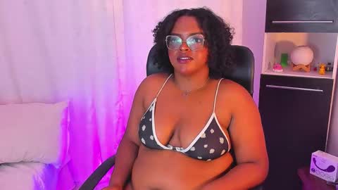 conielaurenth online show from October 13, 10:59 am