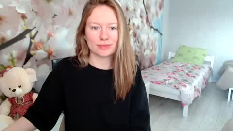 Snapshot of connie_daw chatting on December 7, 8:22 am Connie Daw online show from December 7, 8:22 am