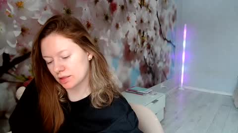 Snapshot of connie_daw chatting on February 17, 5:47 am Connie Daw online show from February 17, 5:47 am