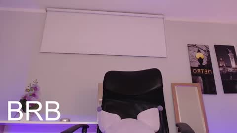 Connie online show from December 22, 6:15 pm