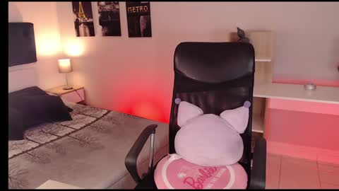 Connie online show from January 13, 7:31 pm