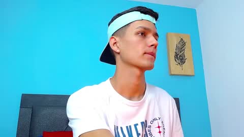 Snapshot of connor_garrett chatting on December 9, 7:07 pm Connor online show from December 9, 7:07 pm