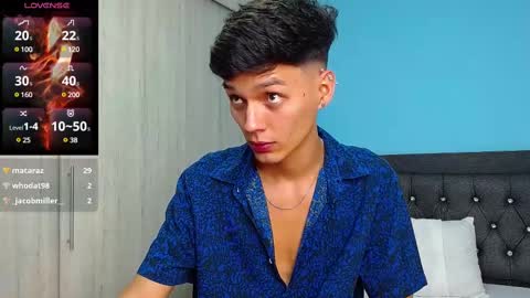 Snapshot of connor_garrett chatting on February 15, 11:36 pm Connor online show from February 15, 11:36 pm