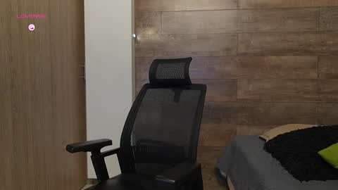 connor_h1 online show from March 17, 12:15 am