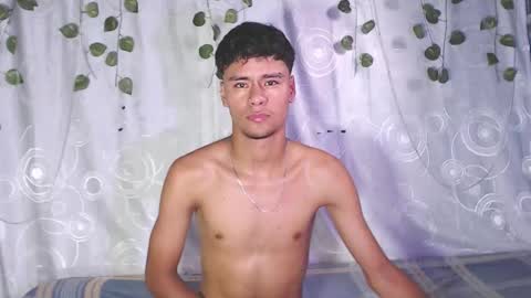 Snapshot of connor_michael chatting on November 1, 7:05 pm connor_michael online show from November 1, 7:05 pm