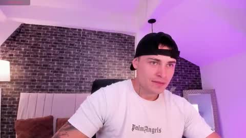 Connor Smith online show from February 6, 3:59 pm