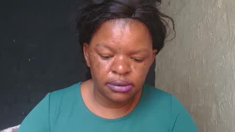 conny online show from November 25, 5:51 am