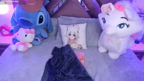 Snapshot of conny_curly chatting on January 4, 4:00 pm Conny online show from January 4, 4:00 pm