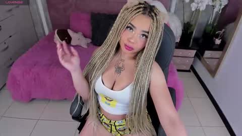 Conny online show from November 30, 1:15 pm