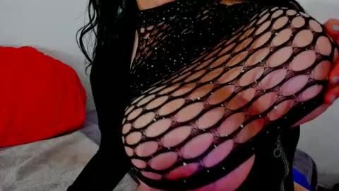 Snapshot of connyhot69 chatting on December 21, 7:27 pm CONNY online show from December 21, 7:27 pm