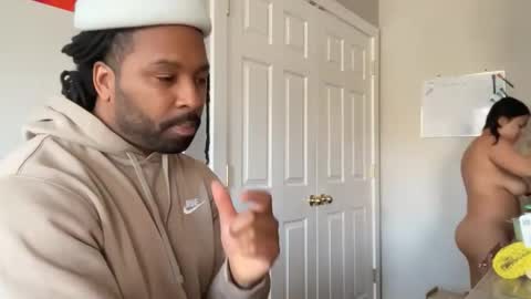 Snapshot of consciouslovemaking chatting on November 24, 8:52 pm consciouslovemaking online show from November 24, 8:52 pm